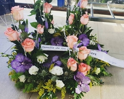 Haz tus encargos para difuntos en nuestra floristería en Vigo
