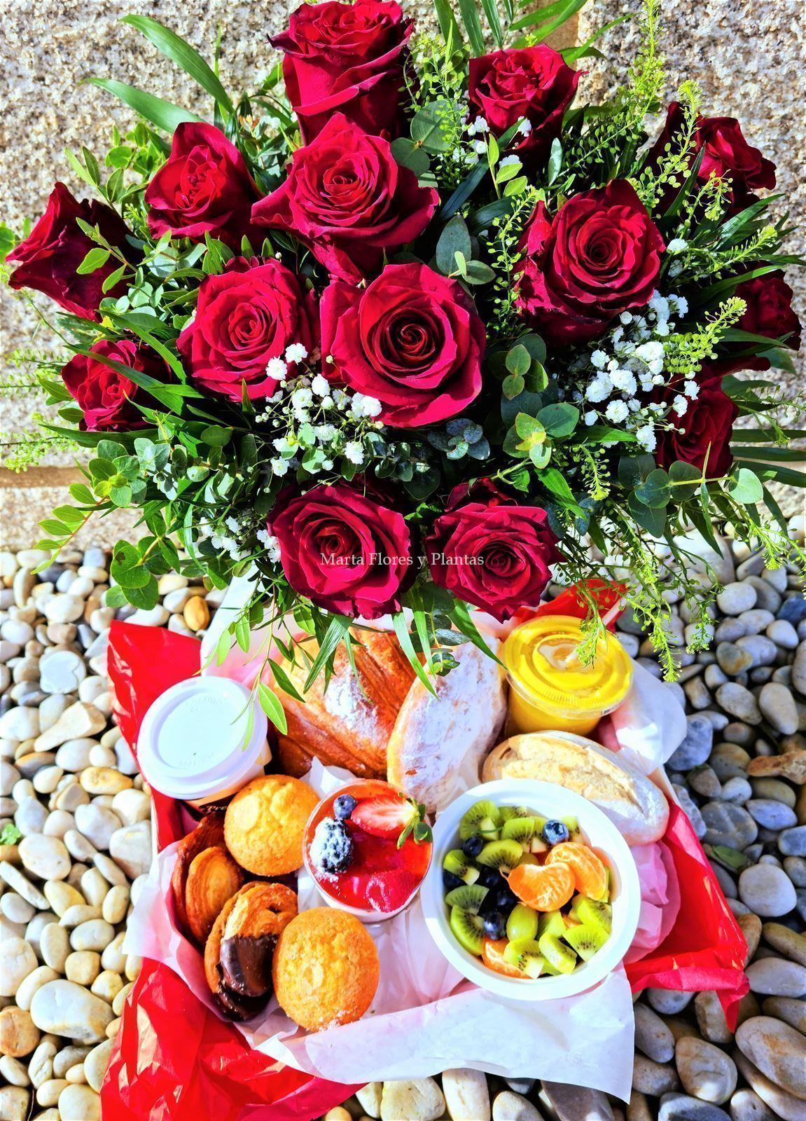 CUPIDO Rosas con desayuno - Imagen 1